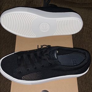 Ugg Women's Zillow Knit Sneakers